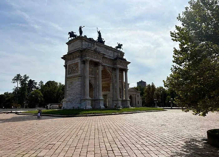 Appartement Guesthost - Arco Della Pace Milaan