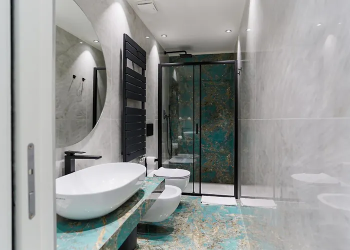 Yls Luxury 2 *