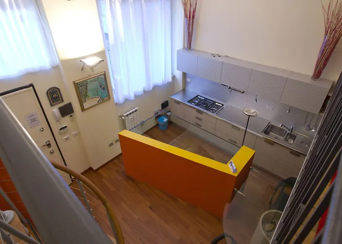 Italianway Easy - Voghera 11 A * Milán