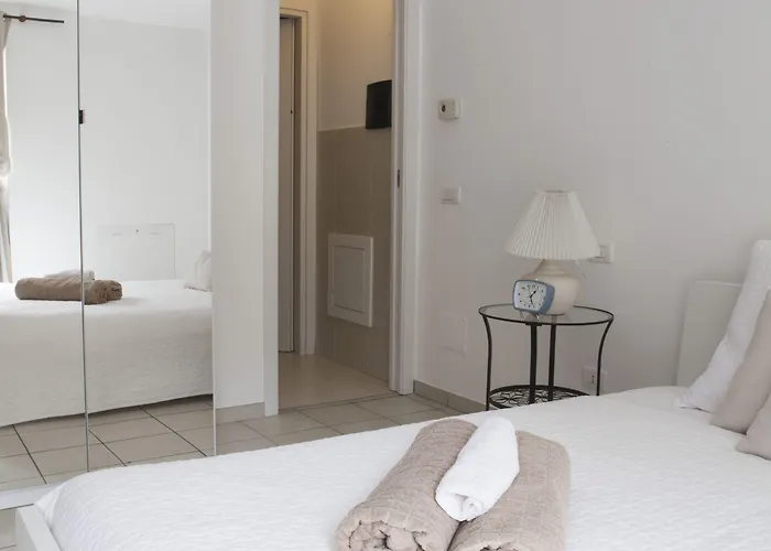 Alessia's Flat - Loreto Milan