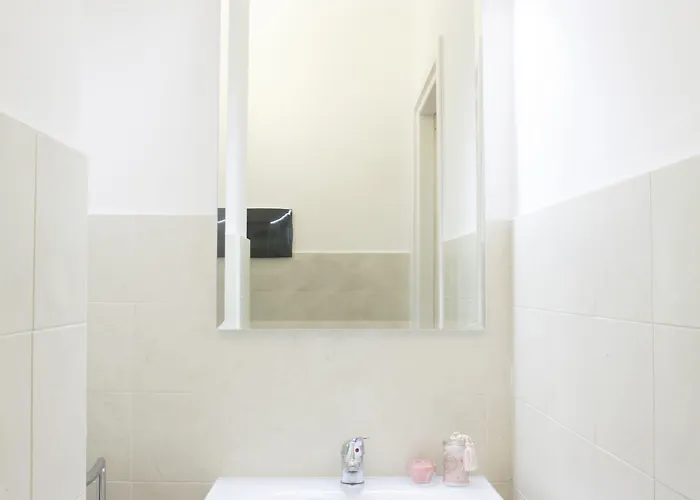 Alessia's Flat - Loreto Milan