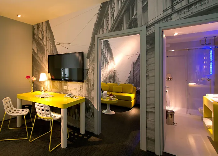 The Street Duomo | A Design Boutique 4*