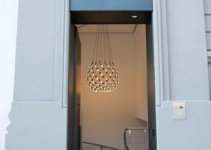 Gatto Bianco Mia Otel