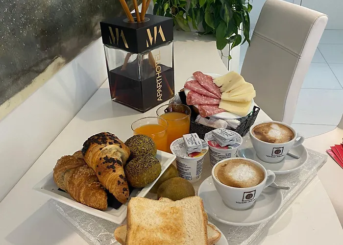 Otel Gatto Bianco Mia 2*