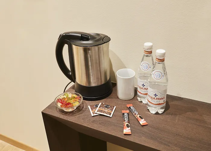 Ah - Fashion District