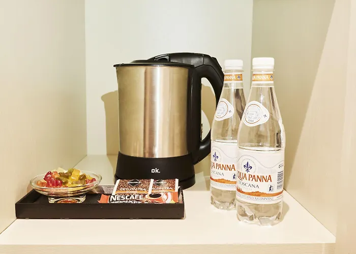 Ah - Fashion District 4*