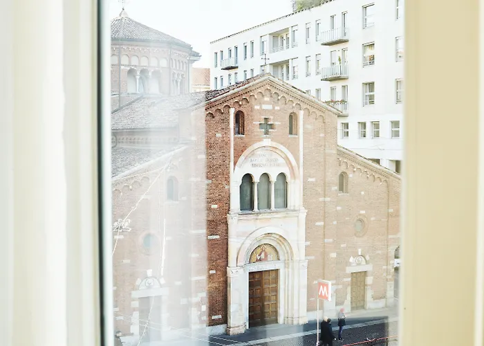 Ah - Fashion District 4* Milánó