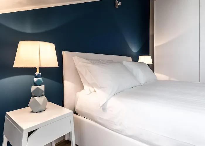 Easyhomes - Brera Luxury