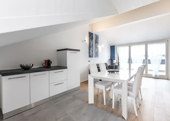 Apartman Easyhomes - Brera Luxury Milánó