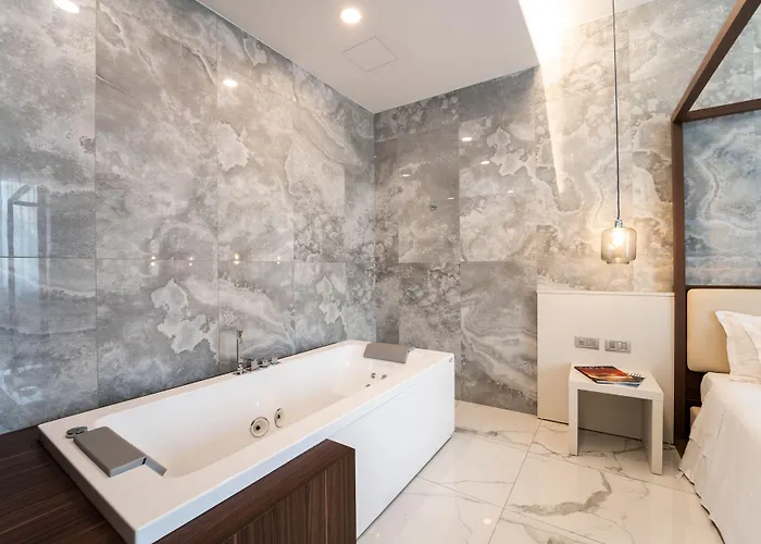 Castello מלון 3*