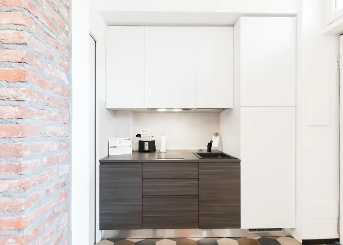 Italianway Easy - Ciaia 6 * Mediolan