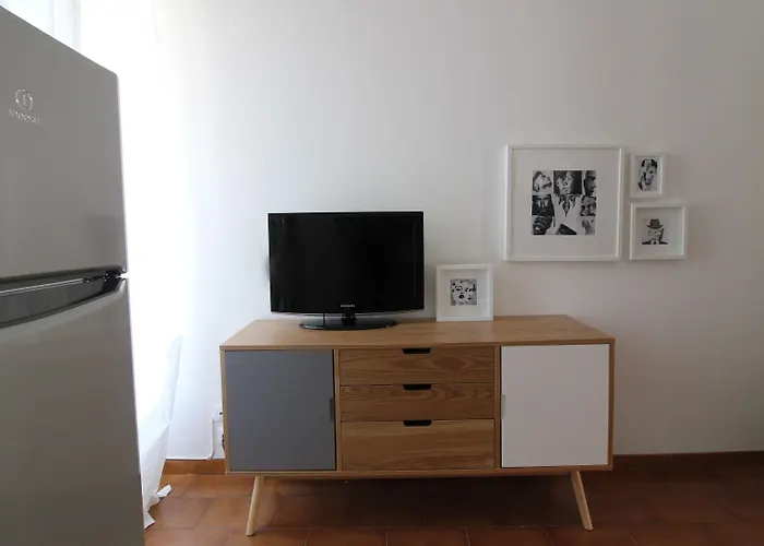 Italianway Easy - Piacenza 9 *