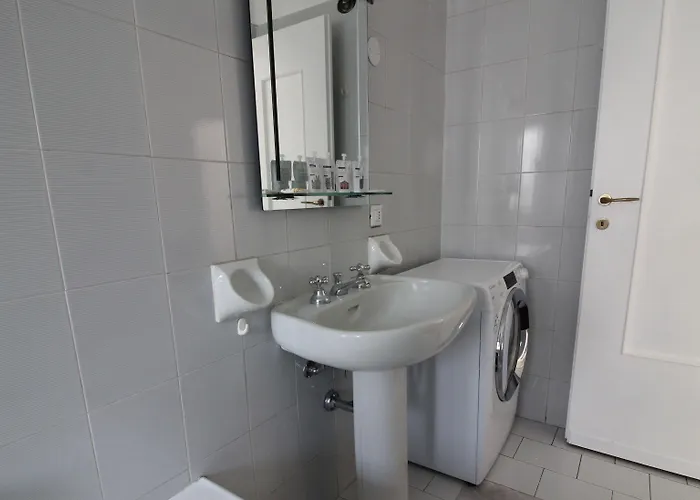 Italianway Easy - Piacenza 9 * 米兰