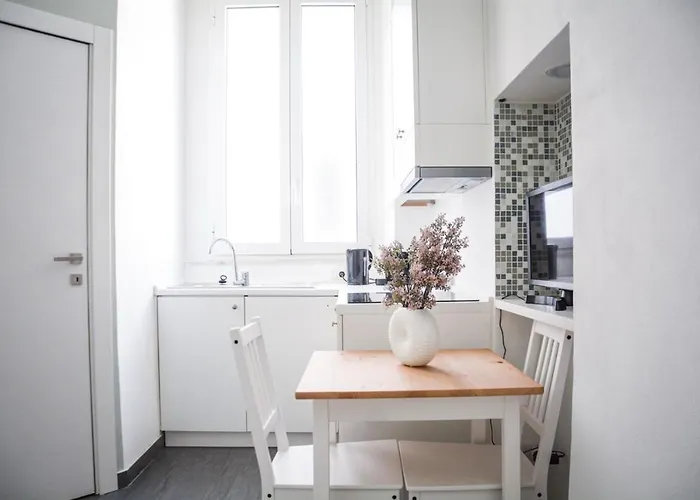 Appartamento Monolocale In Via Cadore 2 - Duomo Milano