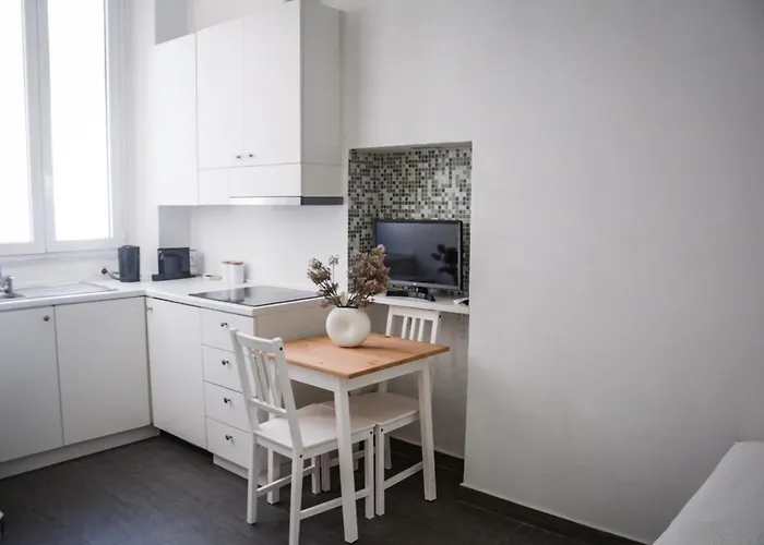 Appartamento Monolocale In Via Cadore 2 - Duomo