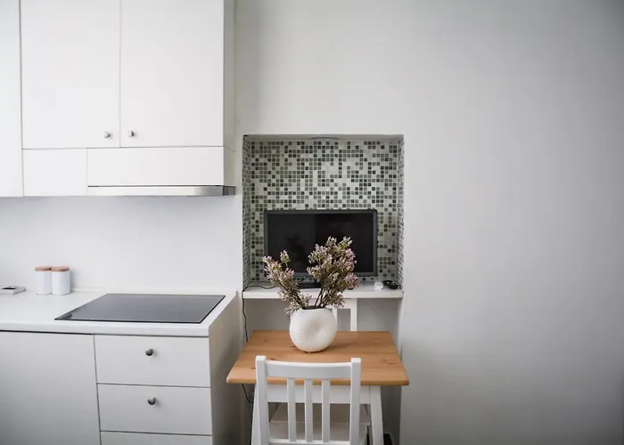 Appartamento Monolocale In Via Cadore 2 - Duomo Milano