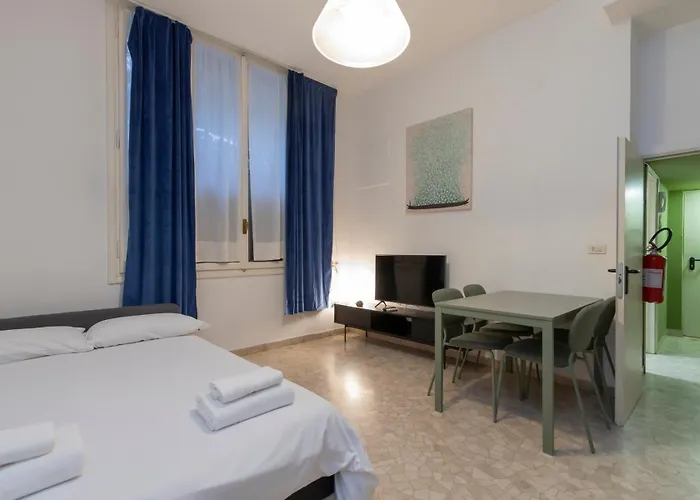 I Host - Lamarmora 3a Appartement *