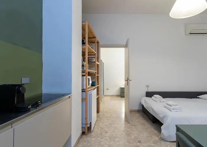 I Host - Lamarmora 3a