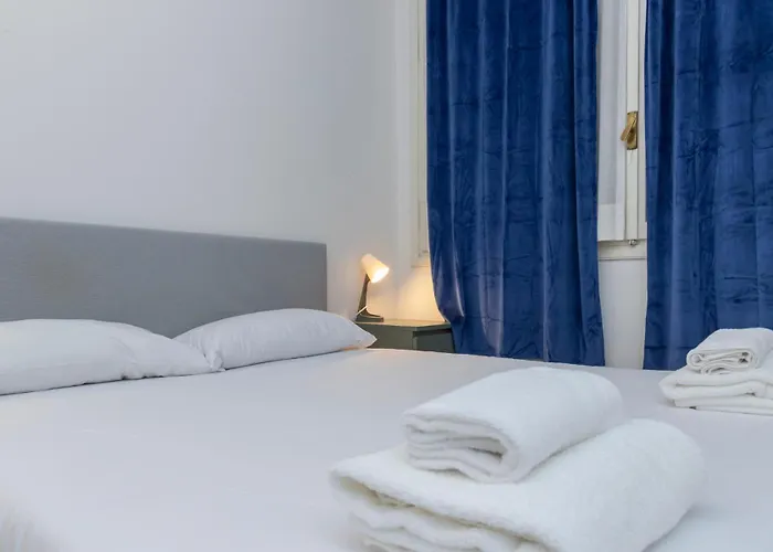 I Host - Lamarmora 3a Milaan