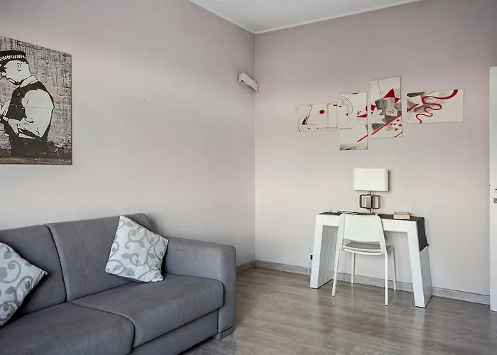 Bright With Canal Balcony Mailand