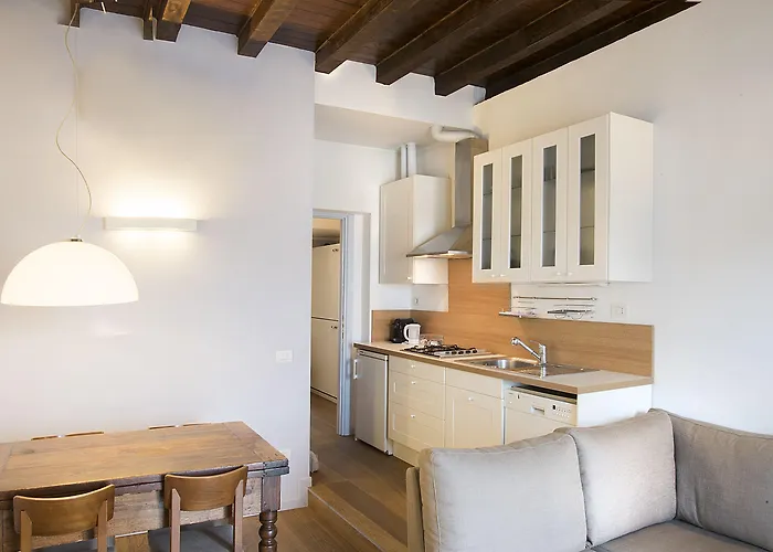 Easyhomes - Porta Venezia Oberdan * 밀라노