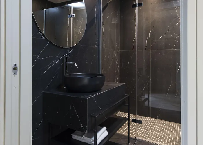 מלון Palazzo Cornalia 5*