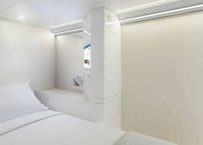 ホステル Ostelzzz *