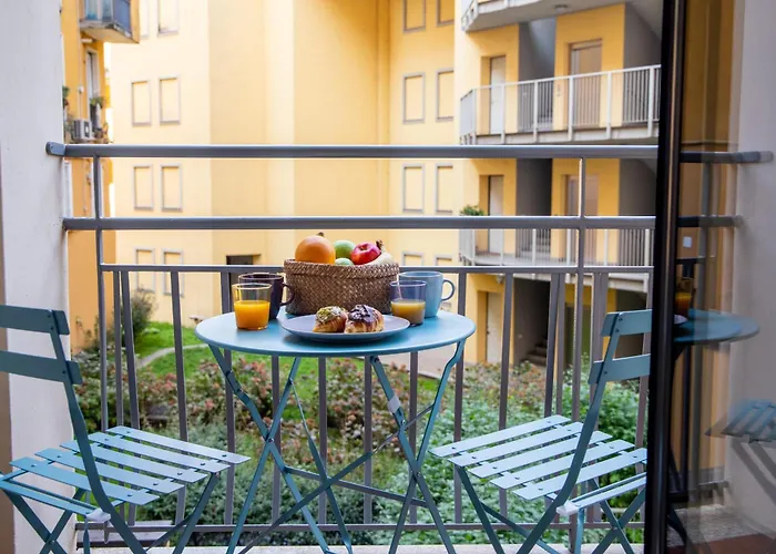 Navigli - Leobrothers - Alzaia Naviglio Pavese 8 3* ミラノ