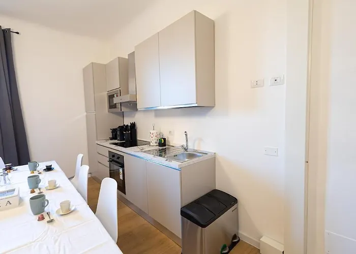 Modern 2br 2ba Metro Access 12min Duomo Tatil Evi *