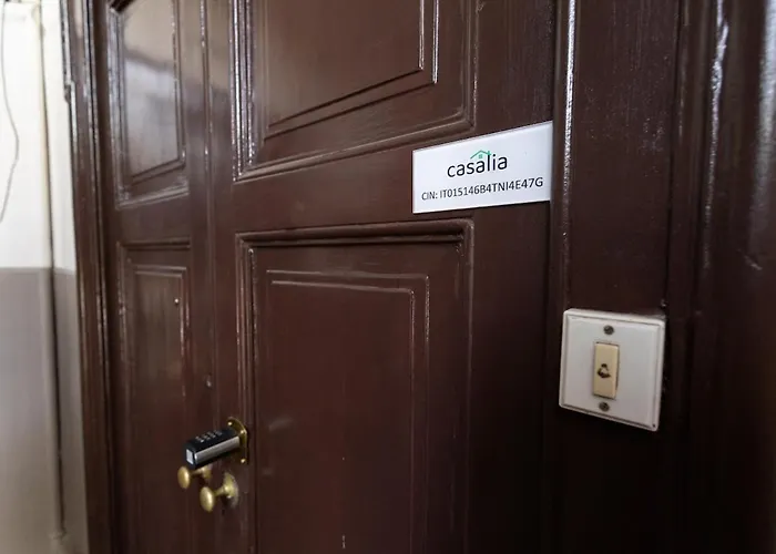 Modern 2br 2ba Metro Access 12min Duomo Tatil Evi *