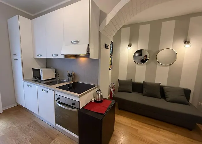 Modern Flat Near Fondazione Prada