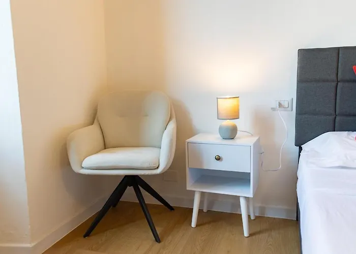 Modern 2br 2ba Metro Access 12min Duomo *