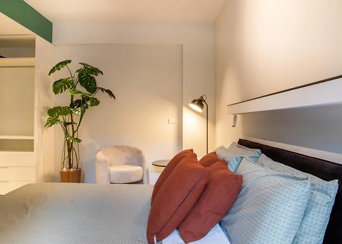 Navigli - Leobrothers - Alzaia Naviglio Pavese 8 3* ミラノ