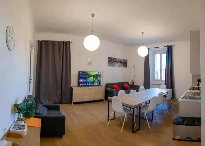 Modern 2br 2ba Metro Access 12min Duomo Tatil Evi *