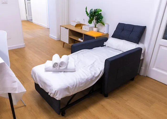 Modern 2br 2ba Metro Access 12min Duomo Tatil Evi