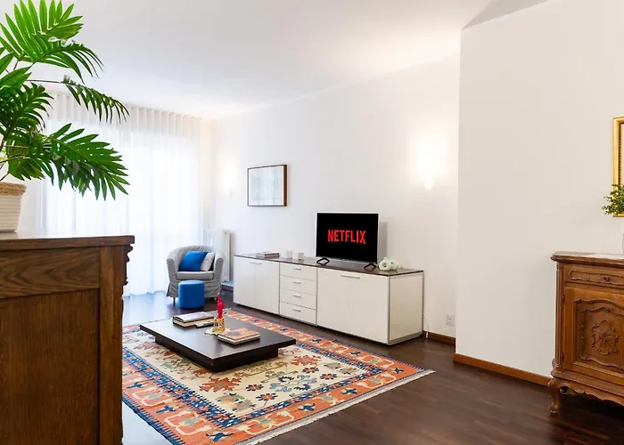 Valtorta Living - Elegant 3br Mm Turro *