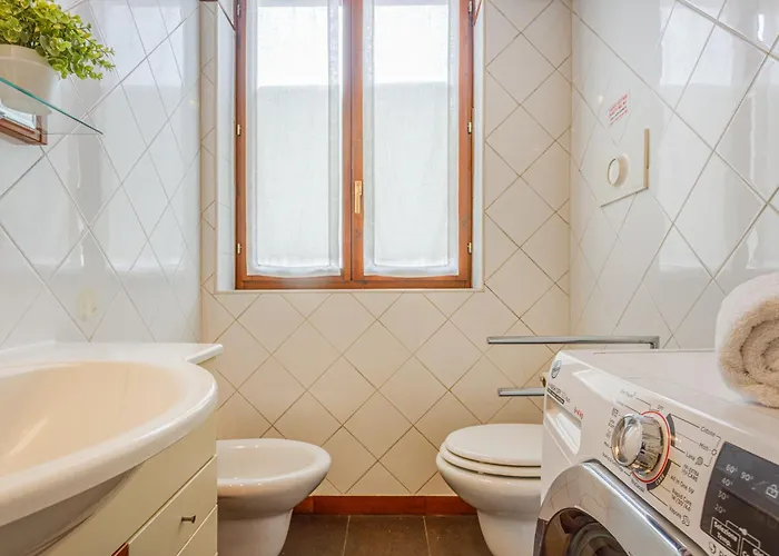 Appartement Porta Romana Vibes - A Truly Milanese Escape