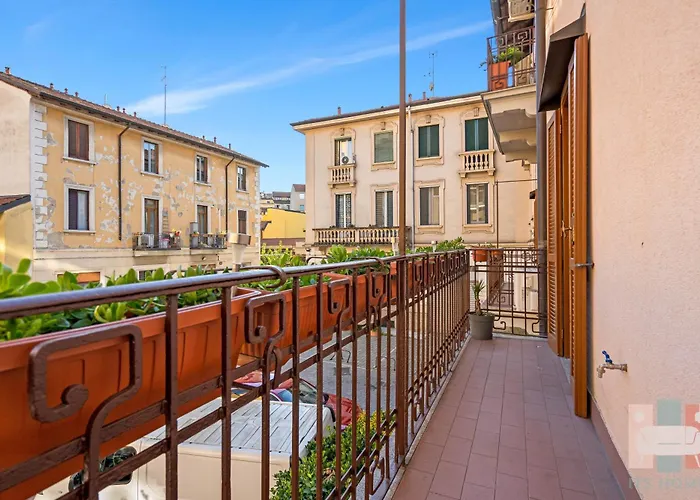 アパート Citylife Experience - Experience The Modern ミラノ