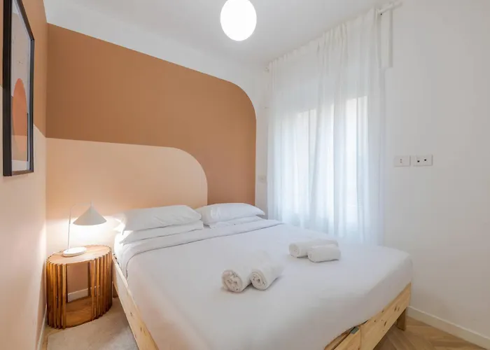 Appartement Design - 3 Bedrooms & 2 Bathrooms - B *