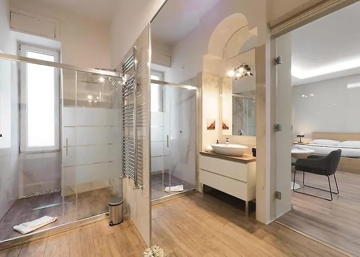 Contempora - Luminous With Spacious Bathroom - Isola