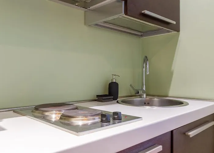 Metro E Design Apartment