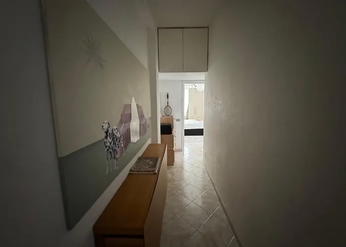 Entire Private 12 Minutes From Duomo アパート *