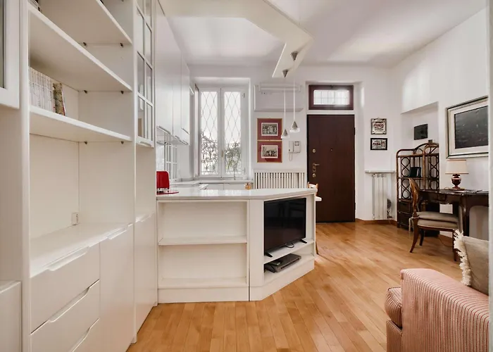 Modern 1 Br Near Gae Aulenti