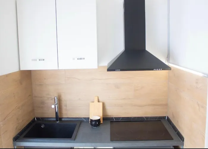 Ariahome Apartment *