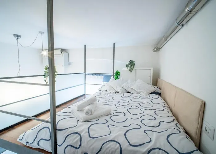 Close Station New Mini Loft Ac Wifi 公寓 米兰