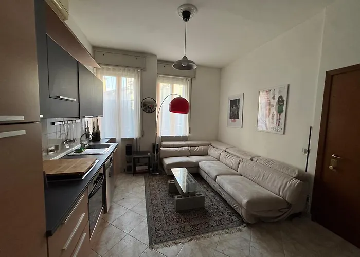 Entire Private 12 Minutes From Duomo Milano