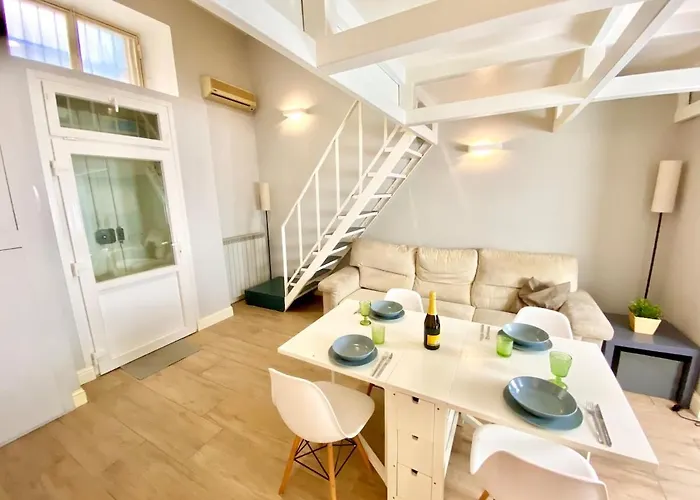 Apartment Central-duomo- Beautiful Loft - 400 Meters From The Metro