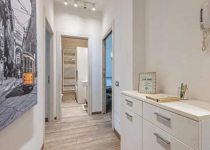 Giambellino Trilocale Accogliente Con Garage Διαμέρισμα *