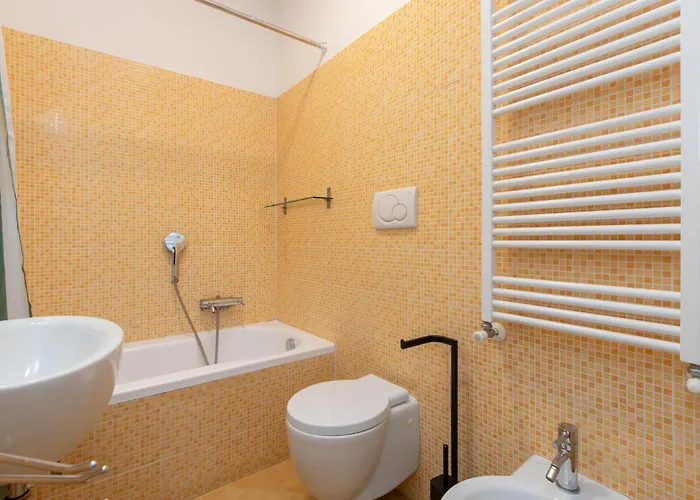 I-host - Ripa Navigli Lägenhet