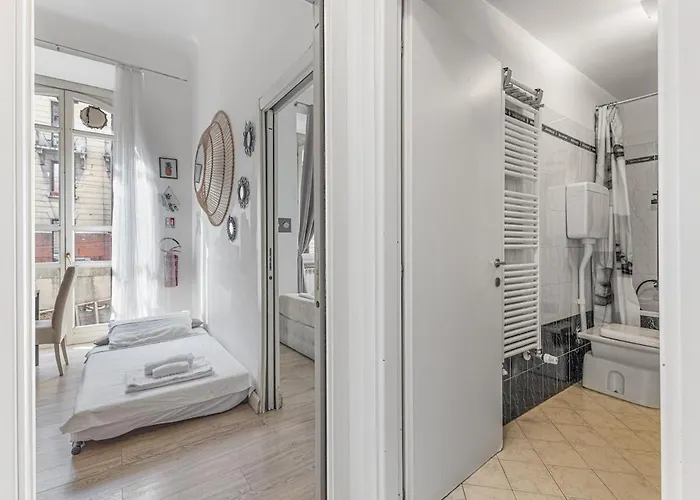 Isola District - Fashion House * Milánó